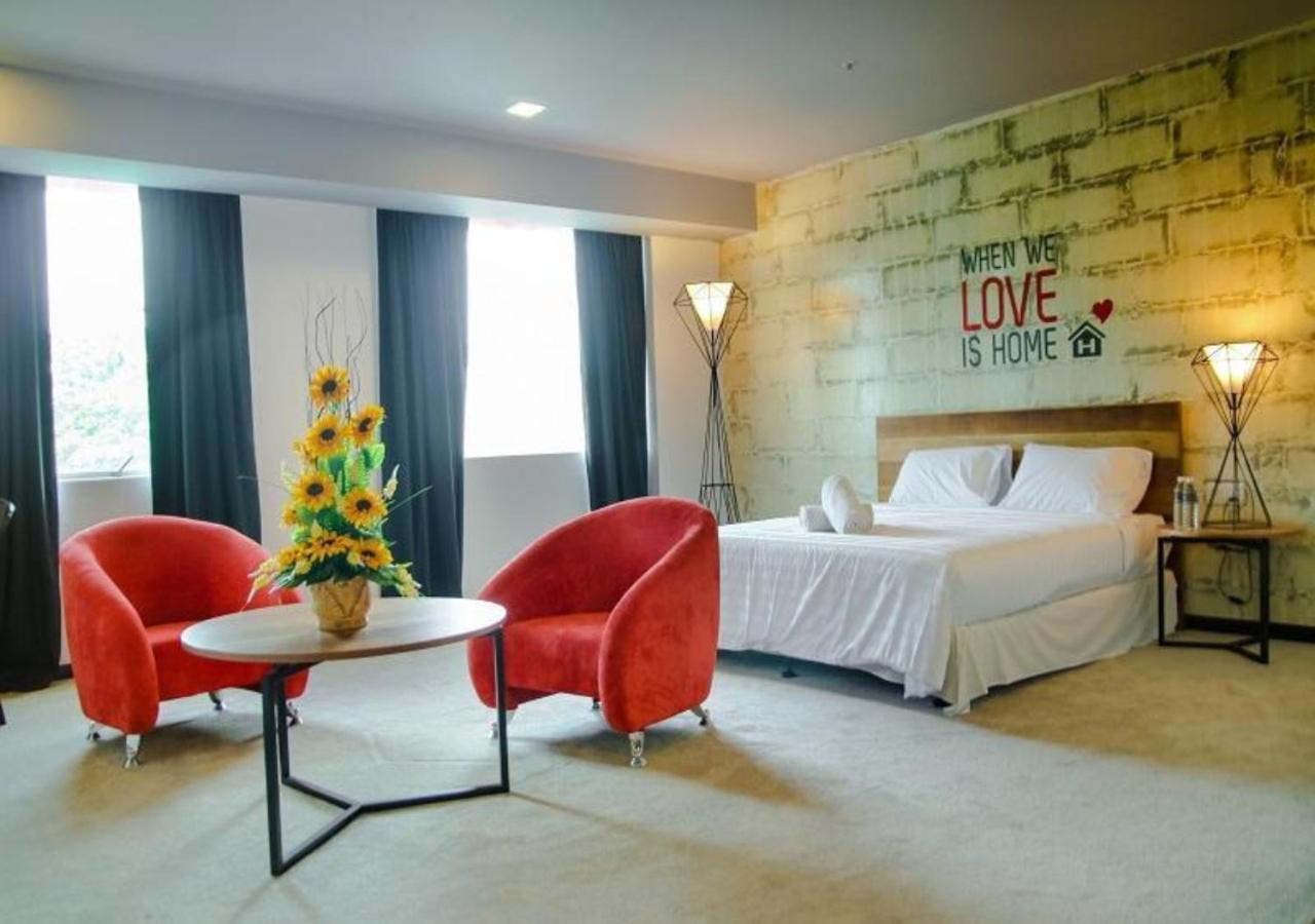 Hotel Regal Vista Ipoh Exteriör bild