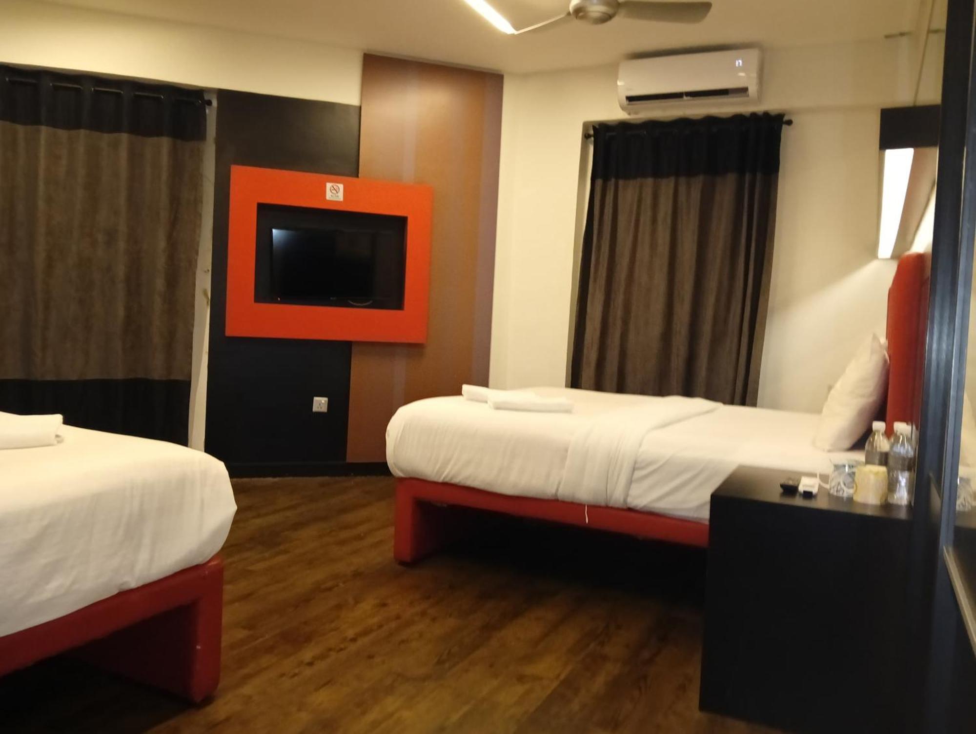 Hotel Regal Vista Ipoh Exteriör bild